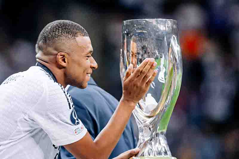 Real Madrid Supercup Mbappé